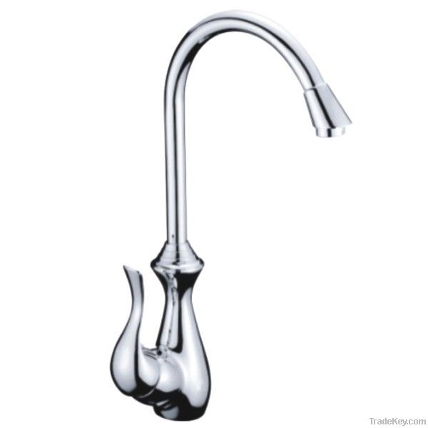 The kitchen faucet, food leading basin