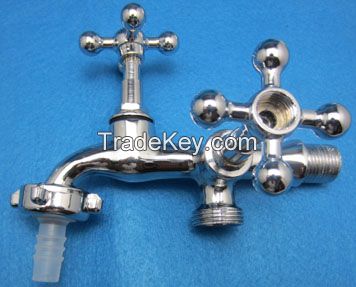 Single handle pull out kitchen faucet