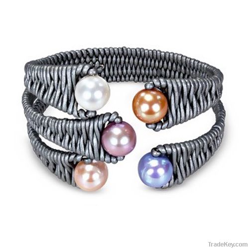 Bracelet with Antique silver plaing and pearl