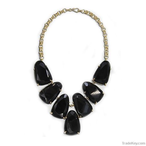 Fashion necklace with black stones