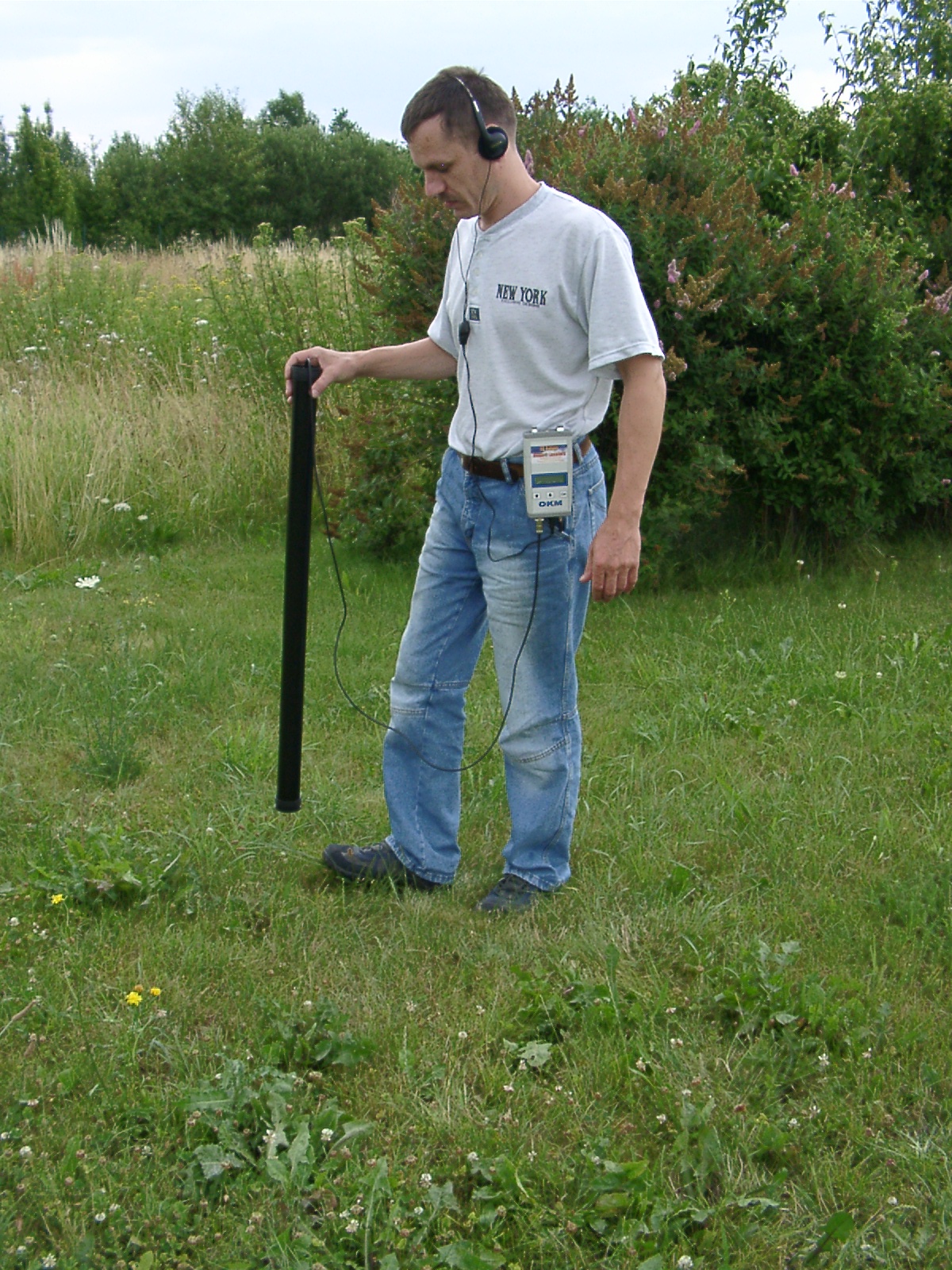 Hand Held Metal Detector