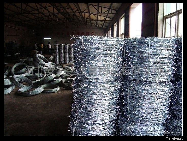Galvanized Barbed Wire Fence DBL-A