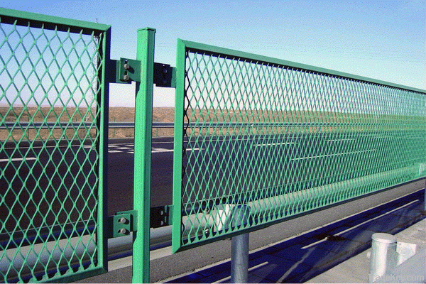 Expanded Metal Fencing DBL-E