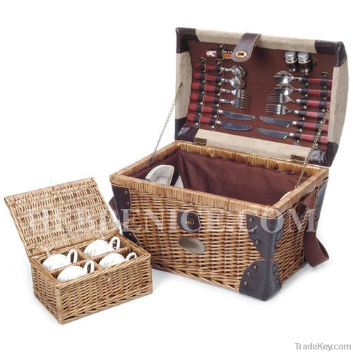 willow picnic basket for 4p
