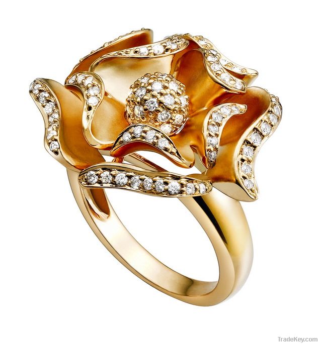 Attractive Rose Ring