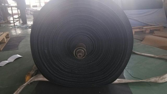 Supply anti-skidding durable rubber flooring mats --2mm