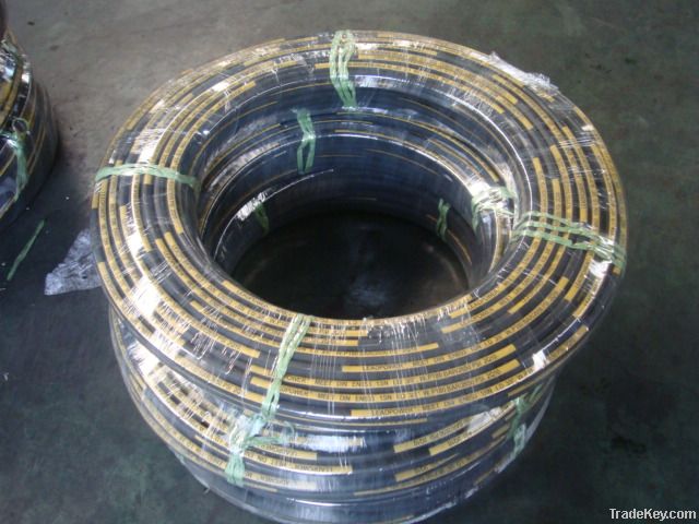 Hydraulic rubber hose