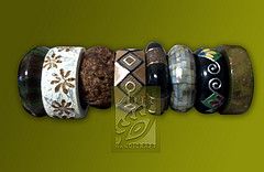 Authentic wooden design bangle