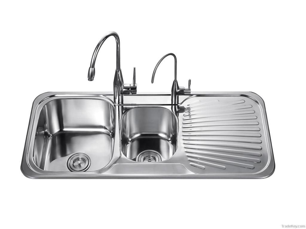 Double bowls with drainboard kitchen sink