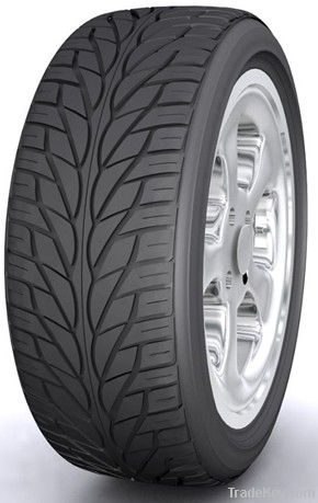 Car Tyre (305/35VR24XL)