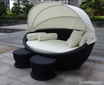 Outdoor wicker furniture-sunbeds with cushion and pillow