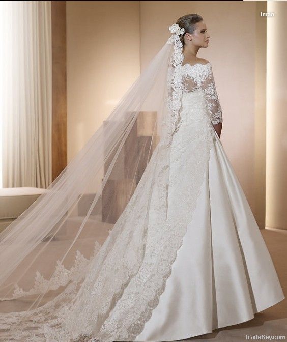 Lace bridal dress F014