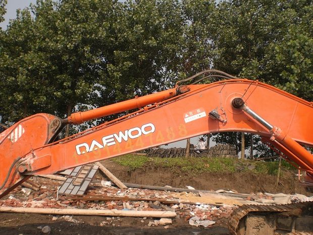 Used dawoo 220lc excavator