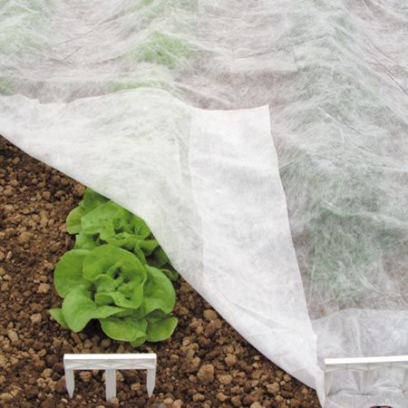 Agricultural nonwoven fabric for crop cover, frost protection etc