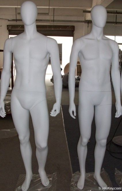 Realastic male mannequins â€‹