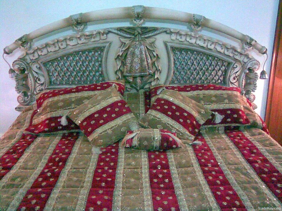 BED COVER HANDMADE EMBROIDERED SEQUENCE BEADED WORK HOME TEXTILE