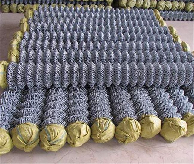 Anping Diamond Brand Galvanized / PVC Coated Chain Link Fence / Chain Link Mesh