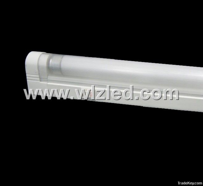 T5 8W LED Tube Light( with support )