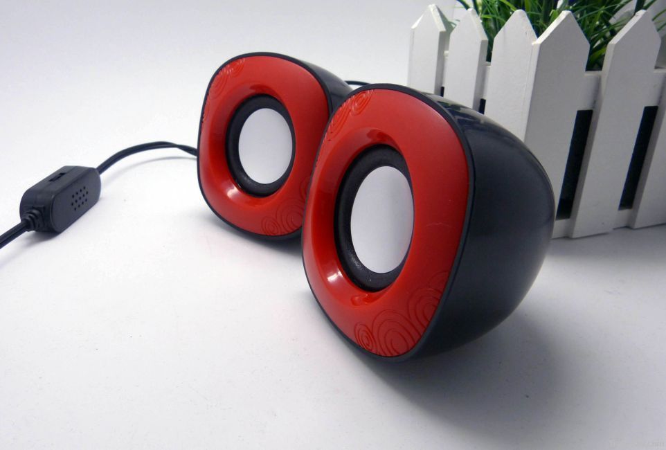 TS-S103 Portable 2.0 Speaker