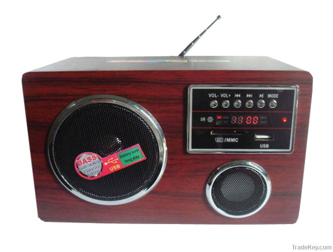 FT-810 MINI SPEAKER WITH FM RADIO AND USB/SD SLOT