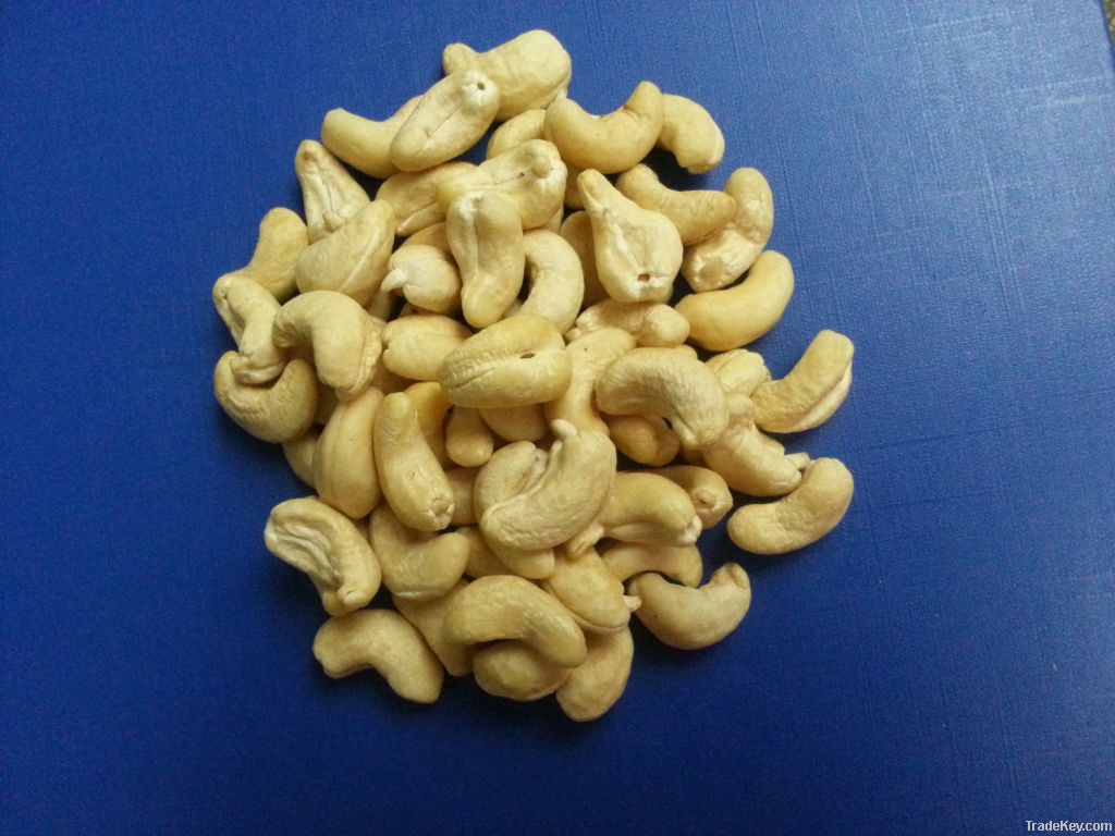 Vietnamese Cashew Nuts (WW450)