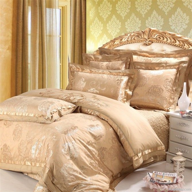 luxury bedding set/bed sheet