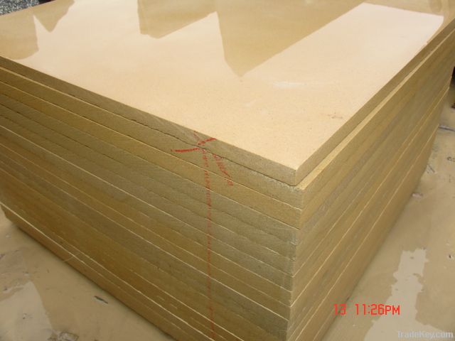 Selling beautiful yellow vien wooden sandstone slab