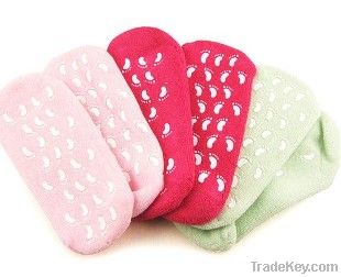 spa heel moisturized gel socks