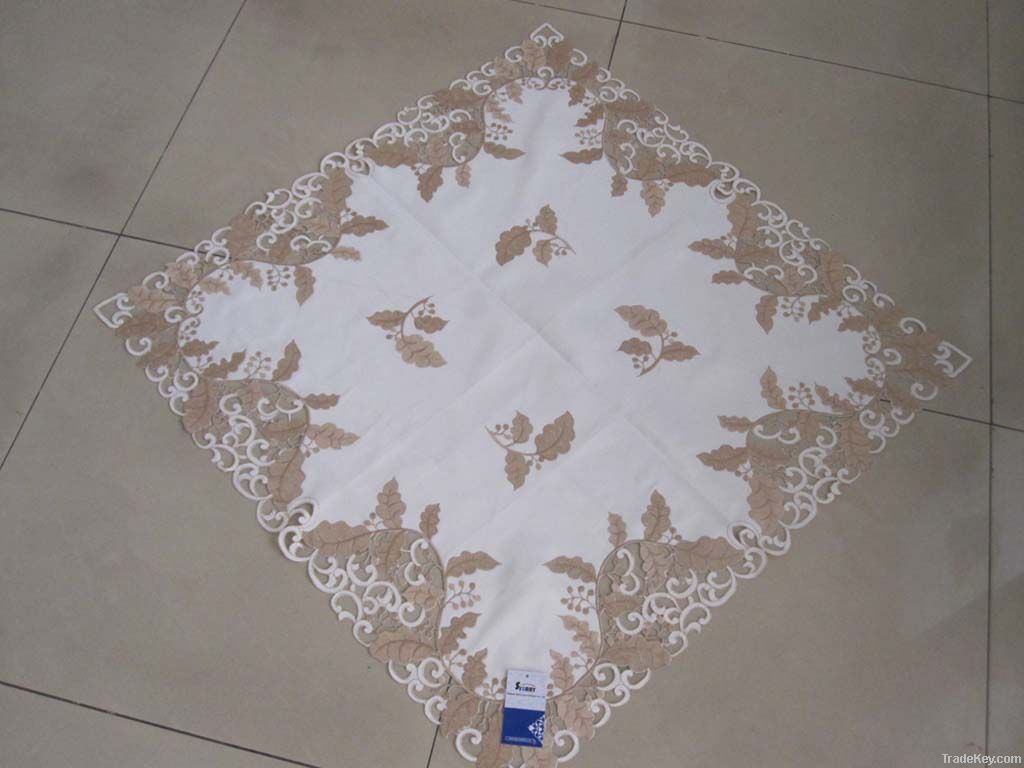 Embroidery tablecloths with cutwork