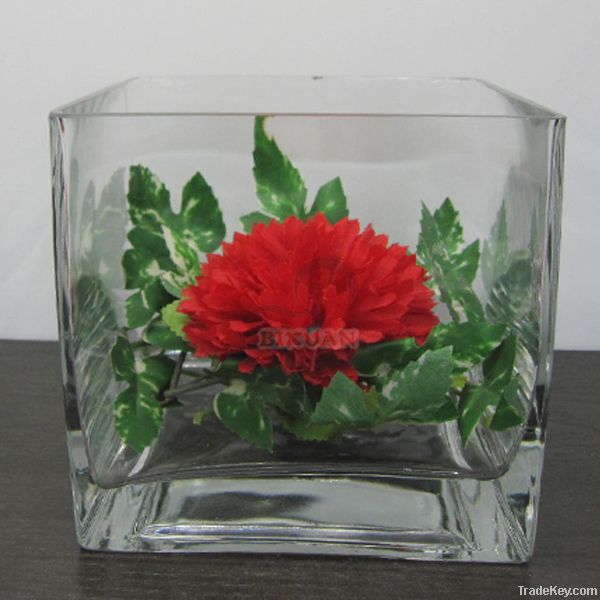 clear glass vase