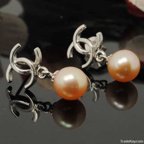 pearl earrings