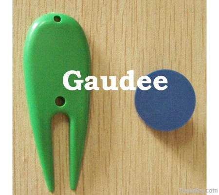 Plastic Divot Repair Tool & Plastic Ball markers