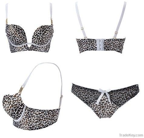 Sexy design bra set, Sexy hot bra set, Fashion sexy girls' bra set By CHINA  MAISUN INDUSTRY LIMITED