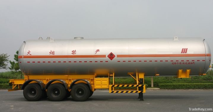 sinotruk trailer tanker