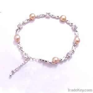 silver&pearl bracelet
