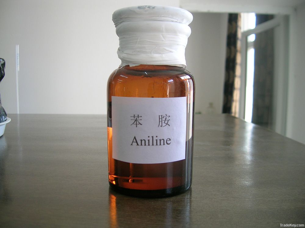 Aniline 62-53-3