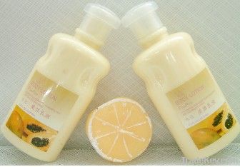 Moisture Cleaning Shower Gel Body Soap Peach 250ml