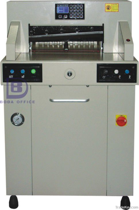 Hydraulic electric paper cutter