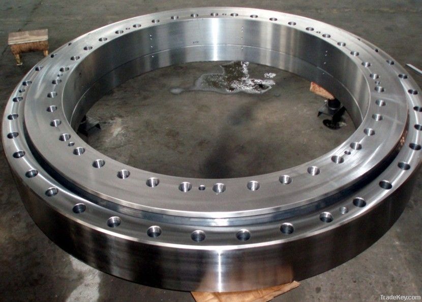 Single row – four point contact ball slewing bearing