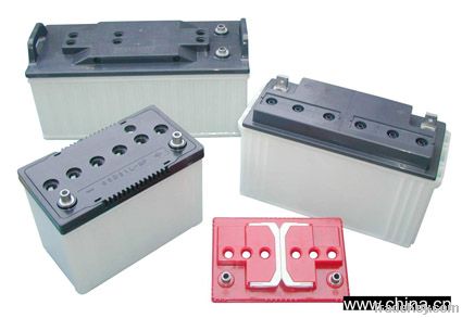 Plastic injection mold for battery cover