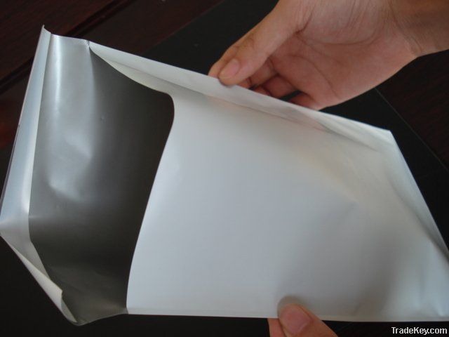 self-adhesive co-extruded composite poly mailing bags for mailing