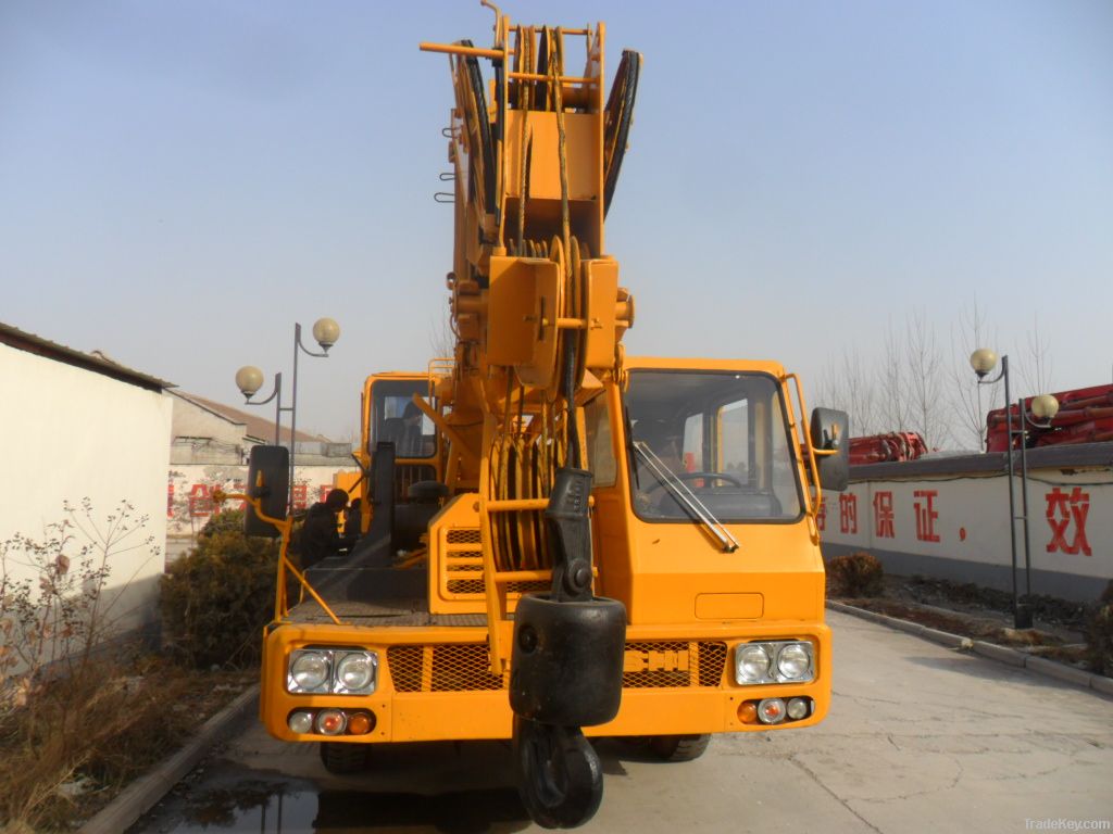 Used kato truck crane 25 ton