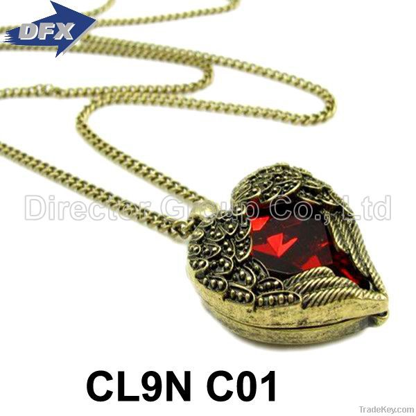 2012 New Promotion Heart Shape Fashion Alloy Necklace