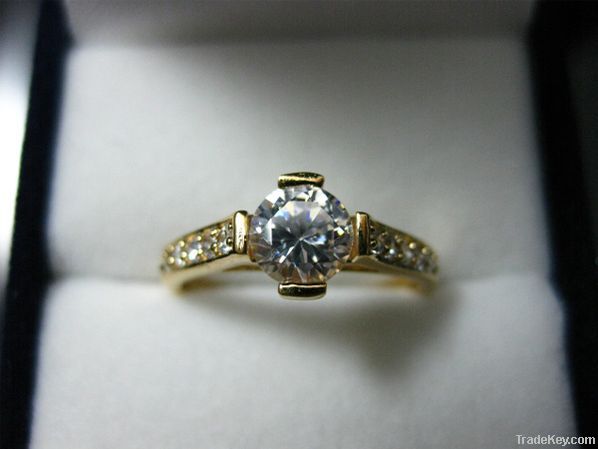 Round Brilliant Cut White Cz Ring 305