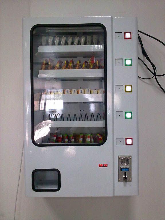 Snack Vending Machine  SVM-002