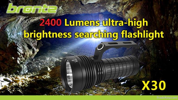 High power 2400 lumen searching flashlight 3*CREE-XM U2 LED
