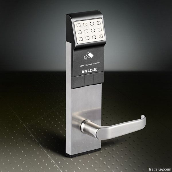 Electronic hotel lock