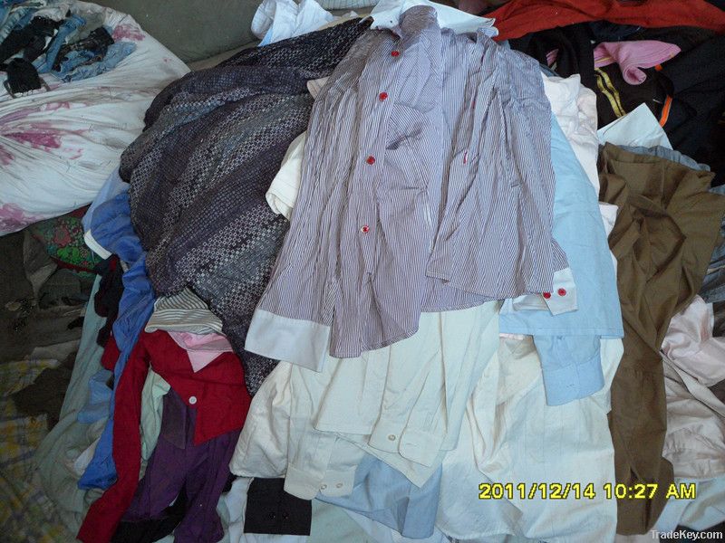 Second hand clothes Men shirts