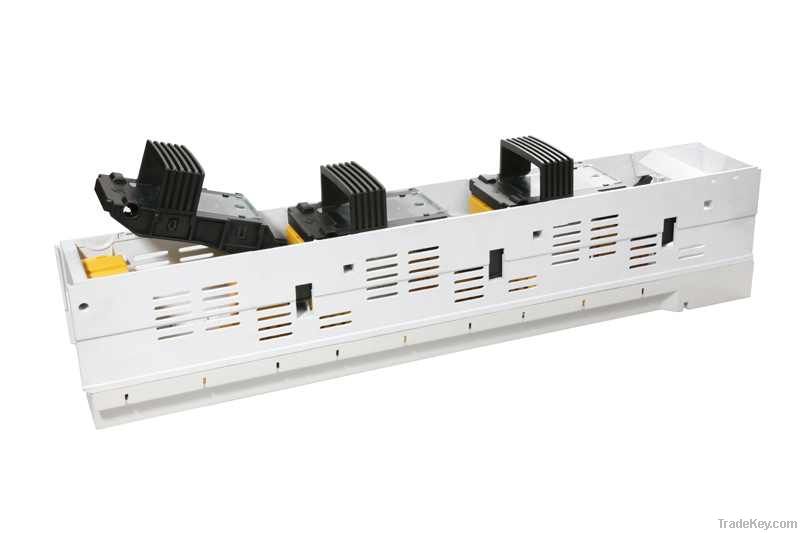 Vertical strip fuse switch disconnector