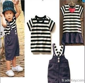 2012 fashion new children stripe tops&overalls kids clothing set